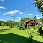 Zakatek 招待所 Porąbka