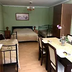 Zakatek 招待所 Porąbka