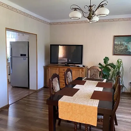 Zakatek Πανσιόν Porąbka