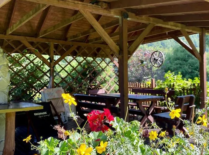 Zakatek בית הארחה Porąbka