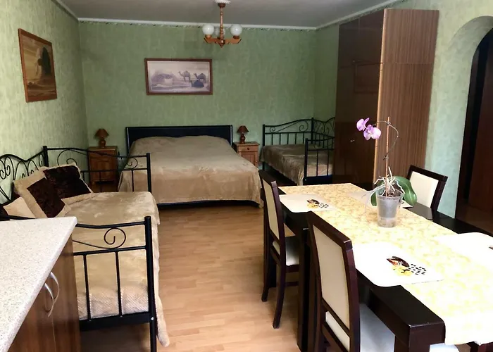 Zakatek בית הארחה Porąbka