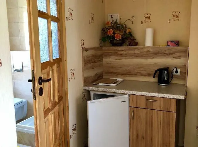 בית הארחה Zakatek